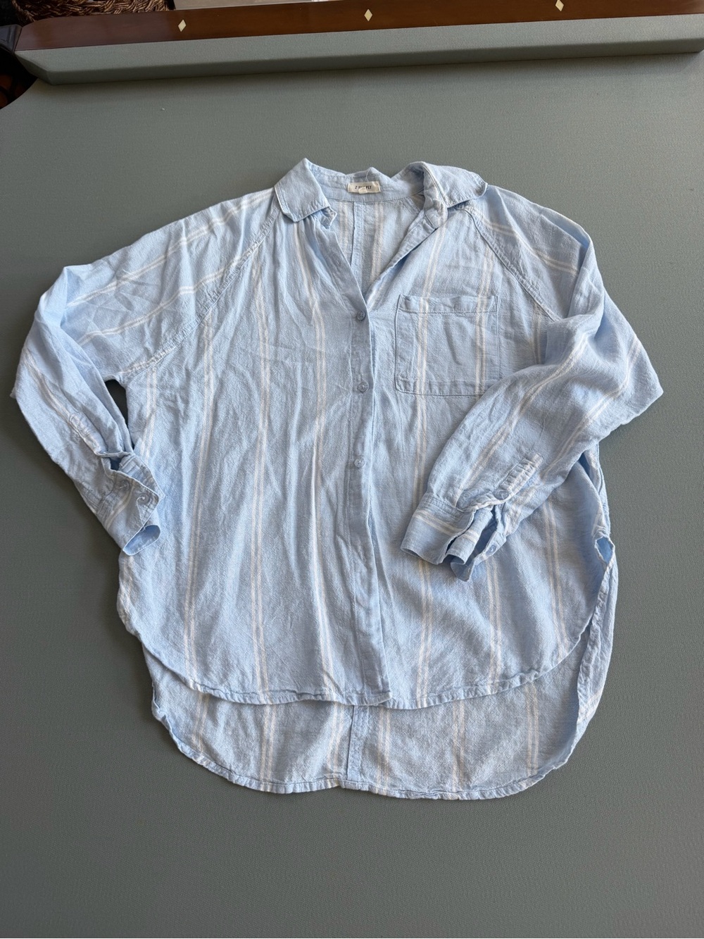 Z Supply Light Blue Striped Women's linen Button-Down Shirt size small